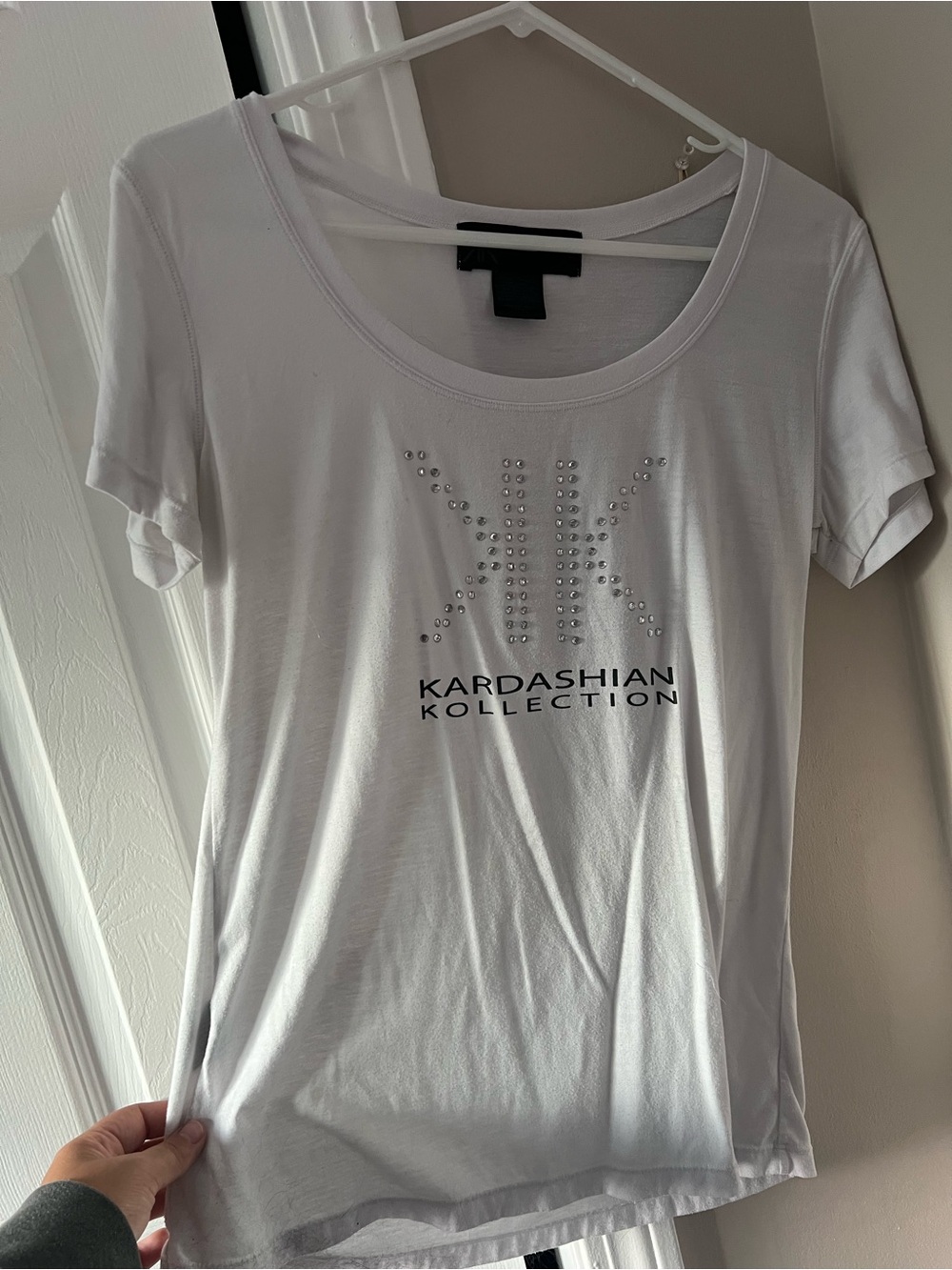 VINTAGE Kardashian Kollection White Short Sleeve Tee with Rhinestone KK